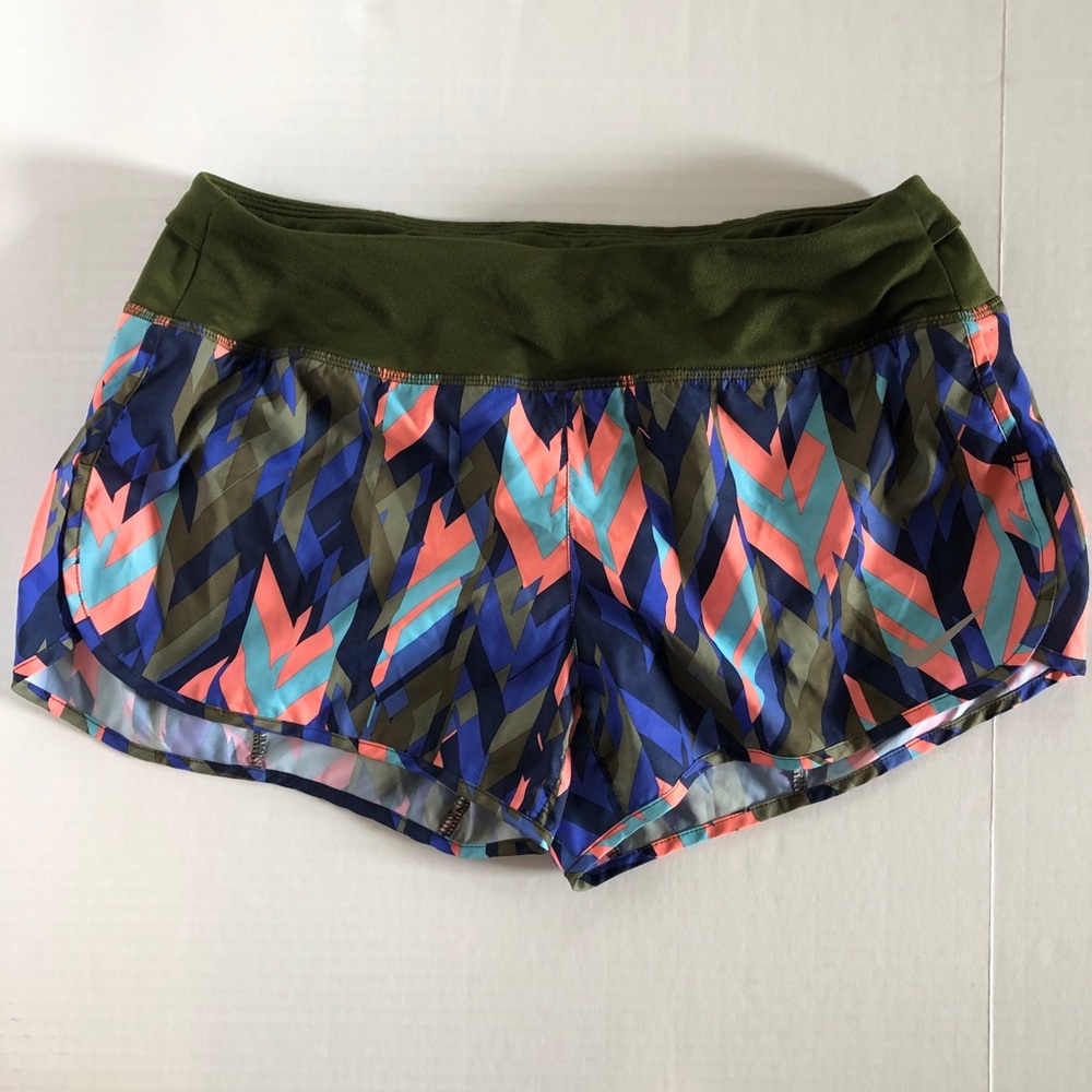 Nike Dry Fit Running Shorts 4pockets lined green M